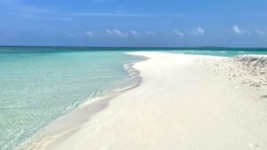 Vaavu-thinadhoo-island-hotel-investment-maldives